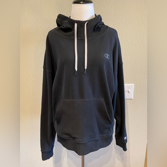 Champion Super soft fleece rib knit Hoodie Black Logo on sleeve Sz Medium - Picture 3 of 10